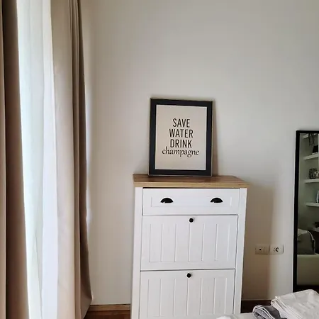 My Cozy In - Blloku Area Τίρανα
