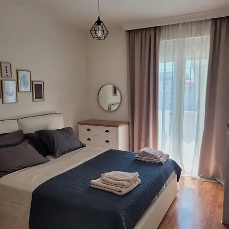 Cozy In - Blloku Area Tirana