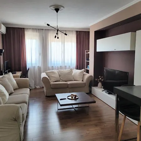 Cozy In - Blloku Area Apartment Tirana