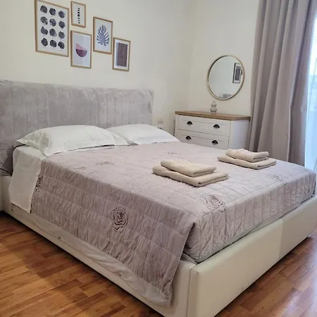 Apartment My Cozy In - Blloku Area Tirana